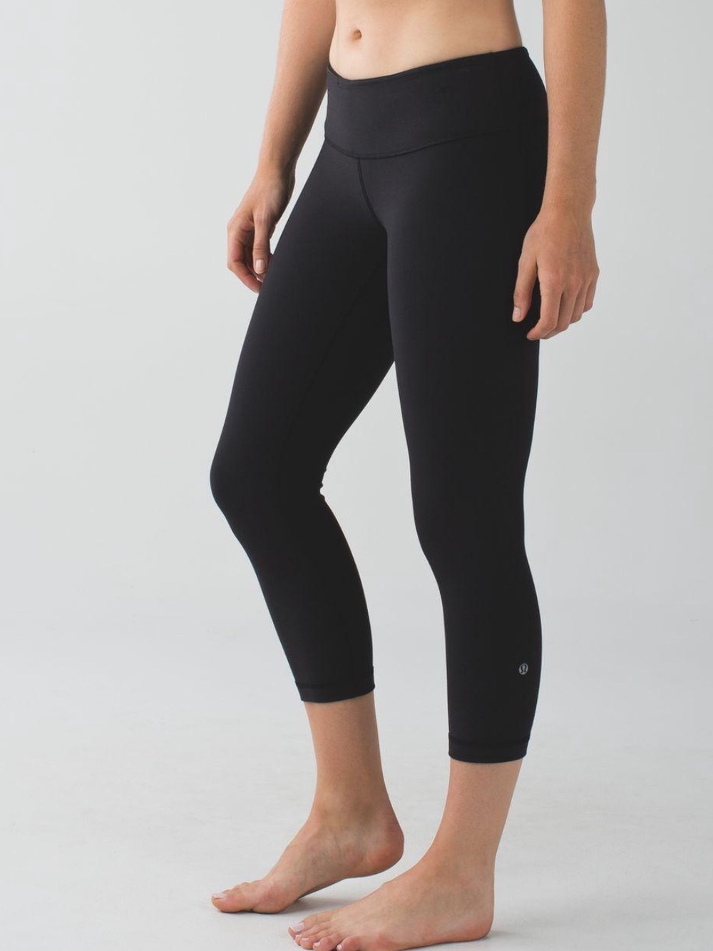 Lululemon Wunder Under Crop 
Black Suze 6
